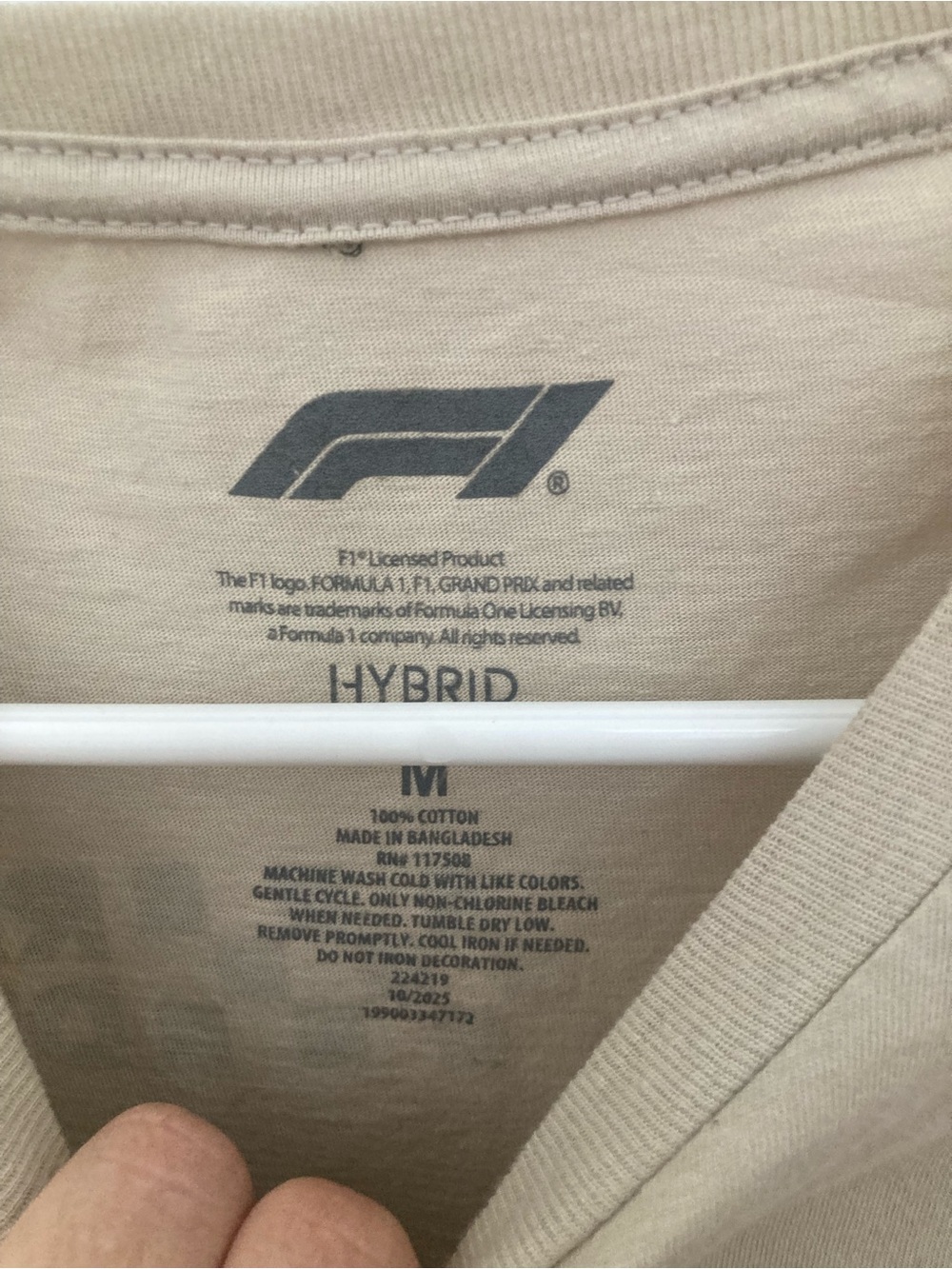 Men's Beige Short Sleeve F1 / Formula 1 Racing Logo Tee - Picture 3 of 4